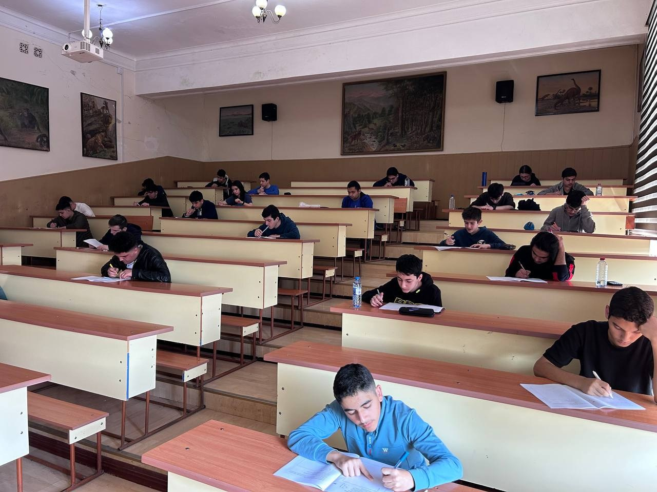 Bakı Dölət Universitetində V Azərbaycan Astronomiya Olimpiadasının final mərhələsi keçirilib. Həvəskar Astronomlar Cəmiyyəti — Astronomy.az