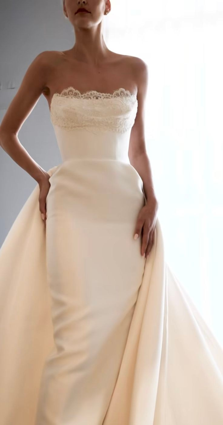 Wedding guide ITA. Wedding and elopement photographer Italy Tuscany Como Milan Pavia Marija Galaka