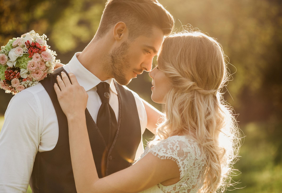 Wedding and family film crew. Video and photo shoot. Photoschool