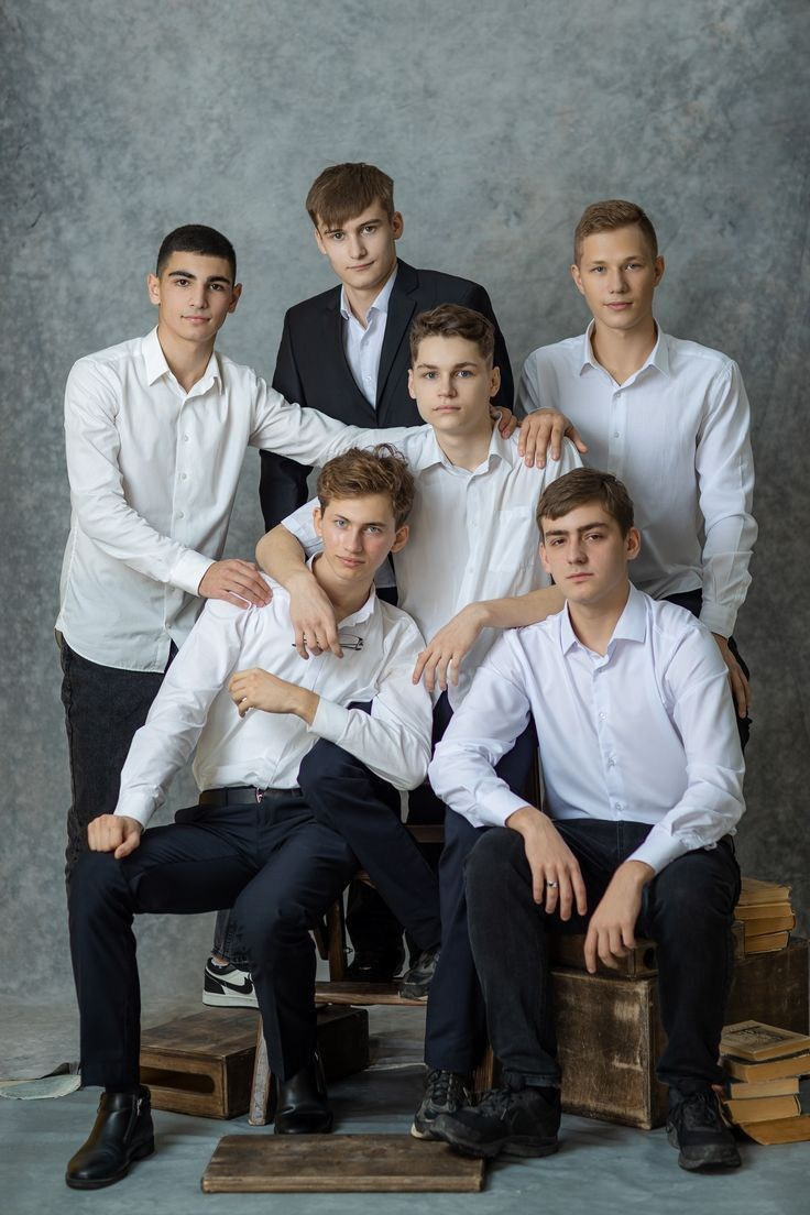 poze grup liceu Moldovaгрупповое фото лицей Молдоваfoto clasă Chișinăuфото класса Кишиневpoze colegi absolvireвыпускной класс фотоalbum grup școlar Moldovaгрупповой альбом Молдоваpoze promoție liceu