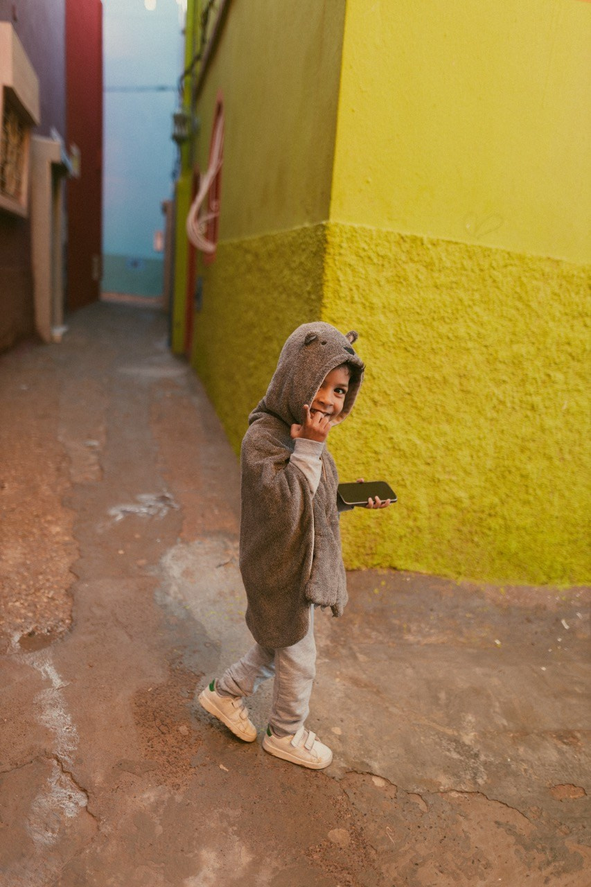 Travel and lifestyle fotografka. Dana Lišková — Empatická fotografka | Introspektivní umělkyně | Neurodivergentní koučka| Zakladatelka Artepy.cz