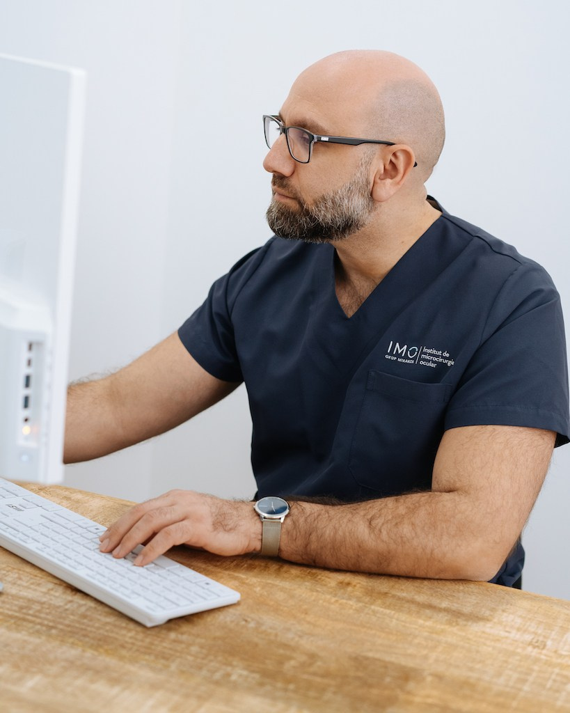 Фотосъёмка для частной клиники в Москве | Портреты врачей и рабочих процессов. Портретный фотограф в Москве — личные и бизнес-задачи | Денис Карелов