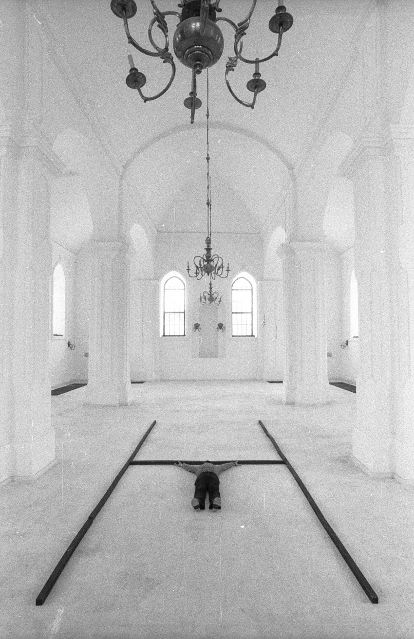 Meditation — Synagogue, Sejny — 1988. Andrzej Strumillo