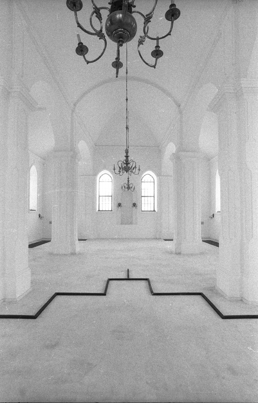 Meditation — Synagogue, Sejny — 1988. Andrzej Strumillo