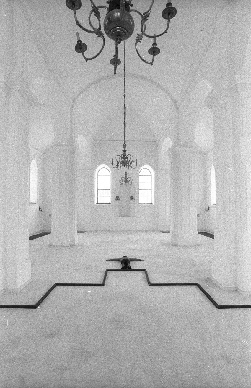Meditation — Synagogue, Sejny — 1988. Andrzej Strumillo