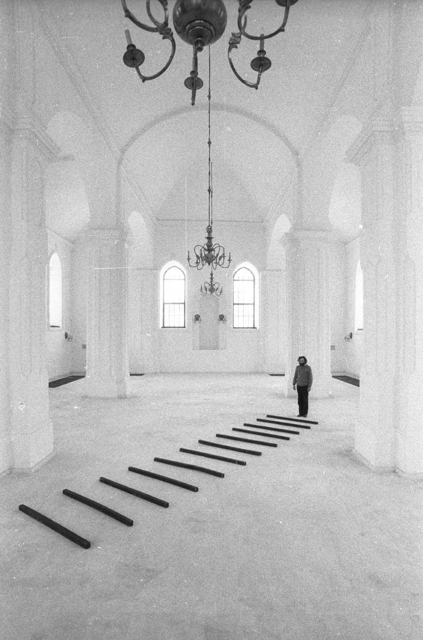 Meditation — Synagogue, Sejny — 1988. Andrzej Strumillo