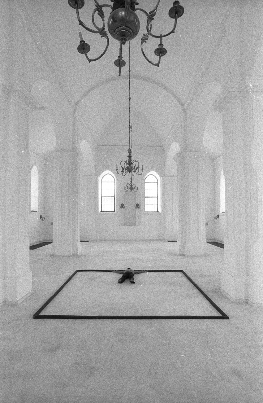 Meditation — Synagogue, Sejny — 1988. Andrzej Strumillo