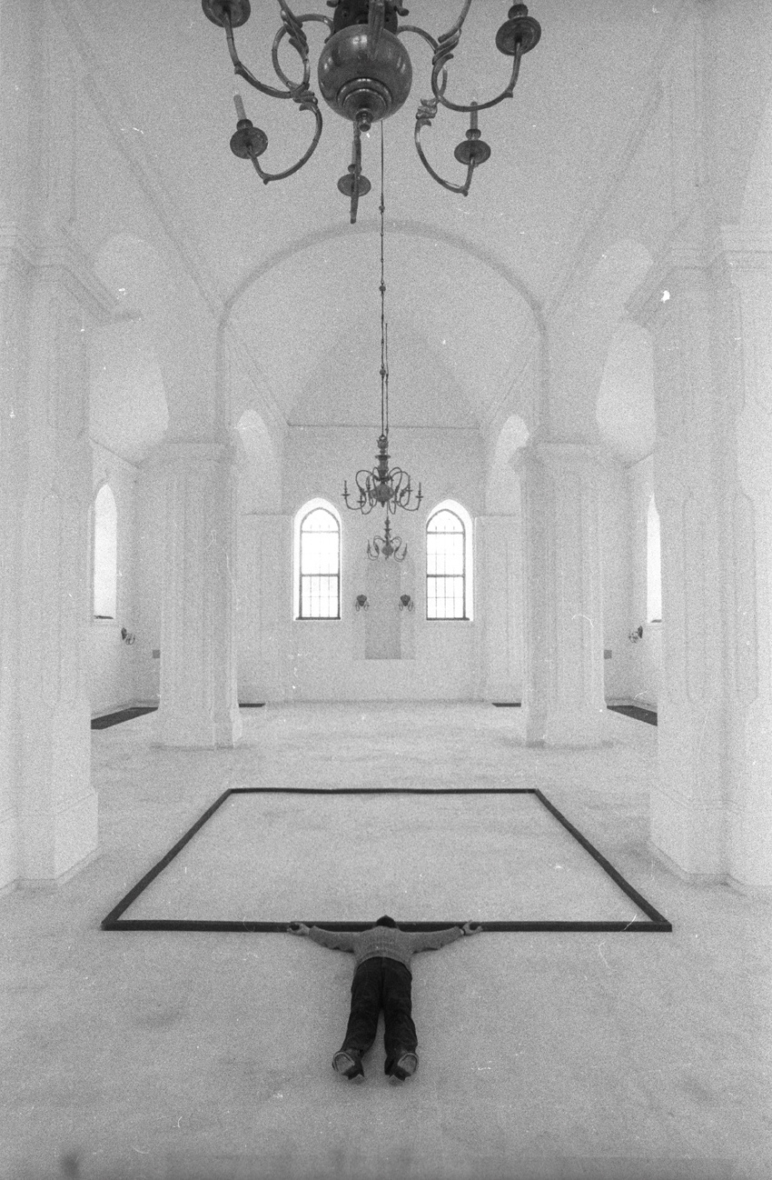 Meditation — Synagogue, Sejny — 1988. Andrzej Strumillo