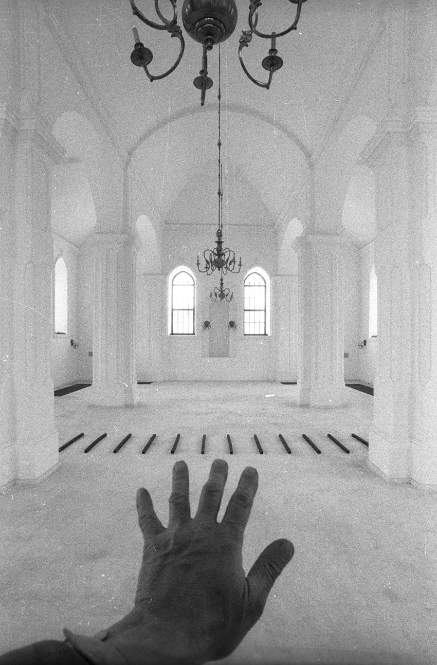 Meditation — Synagogue, Sejny — 1988. Andrzej Strumillo