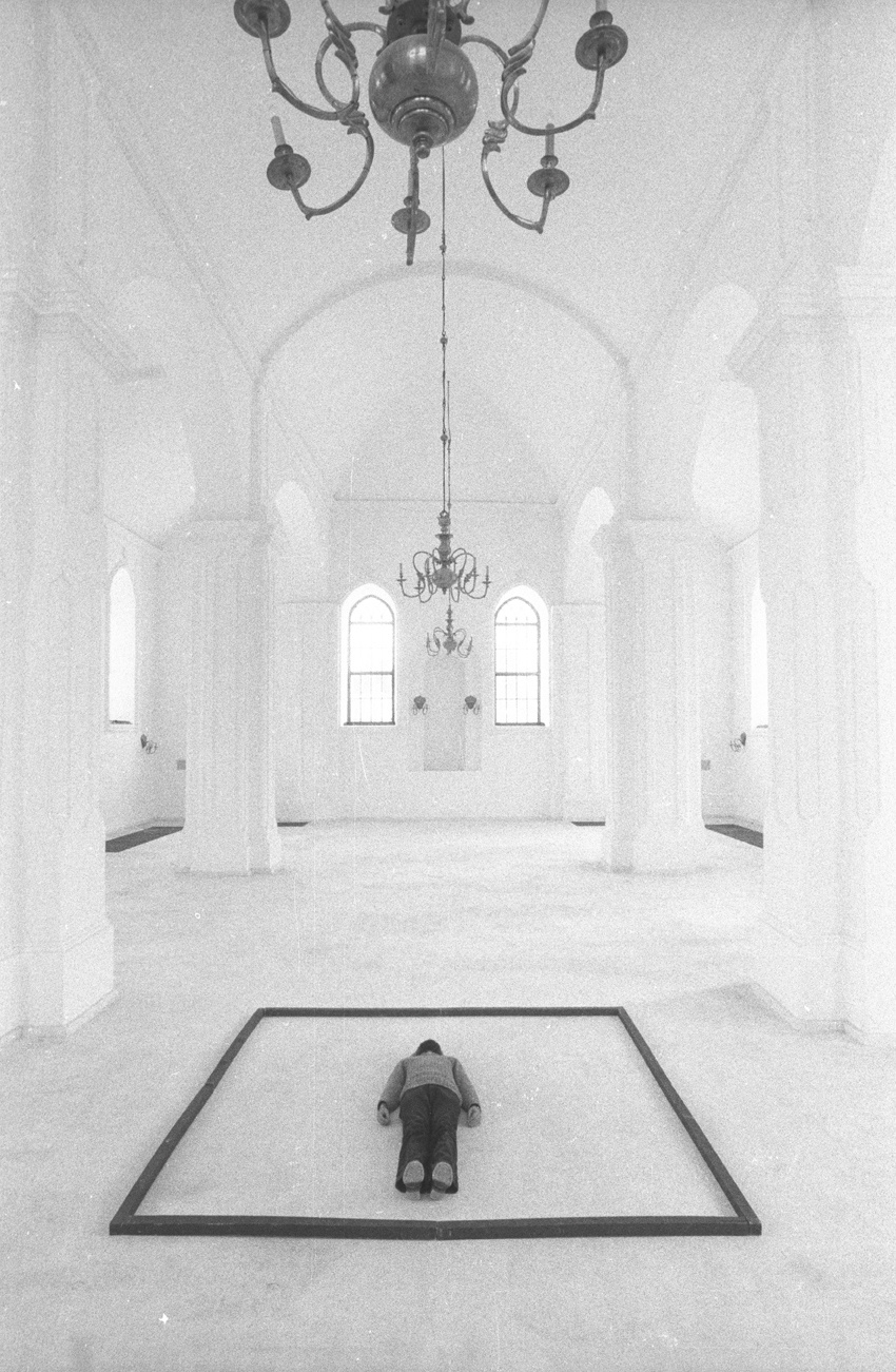 Meditation — Synagogue, Sejny — 1988. Andrzej Strumillo