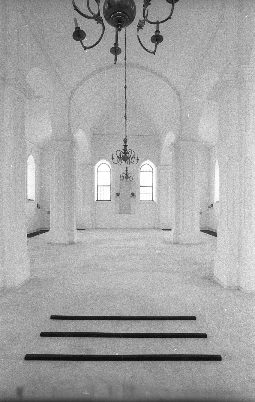 Meditation — Synagogue, Sejny — 1988. Andrzej Strumillo