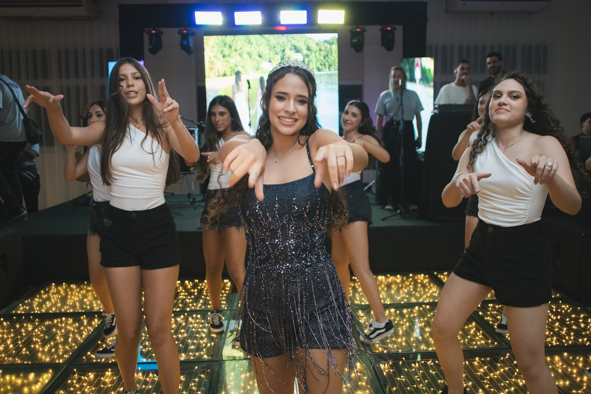 Mariah | Debutante | Bela Vista Hall, Resende/RJ. Studio Rodney Côrtes