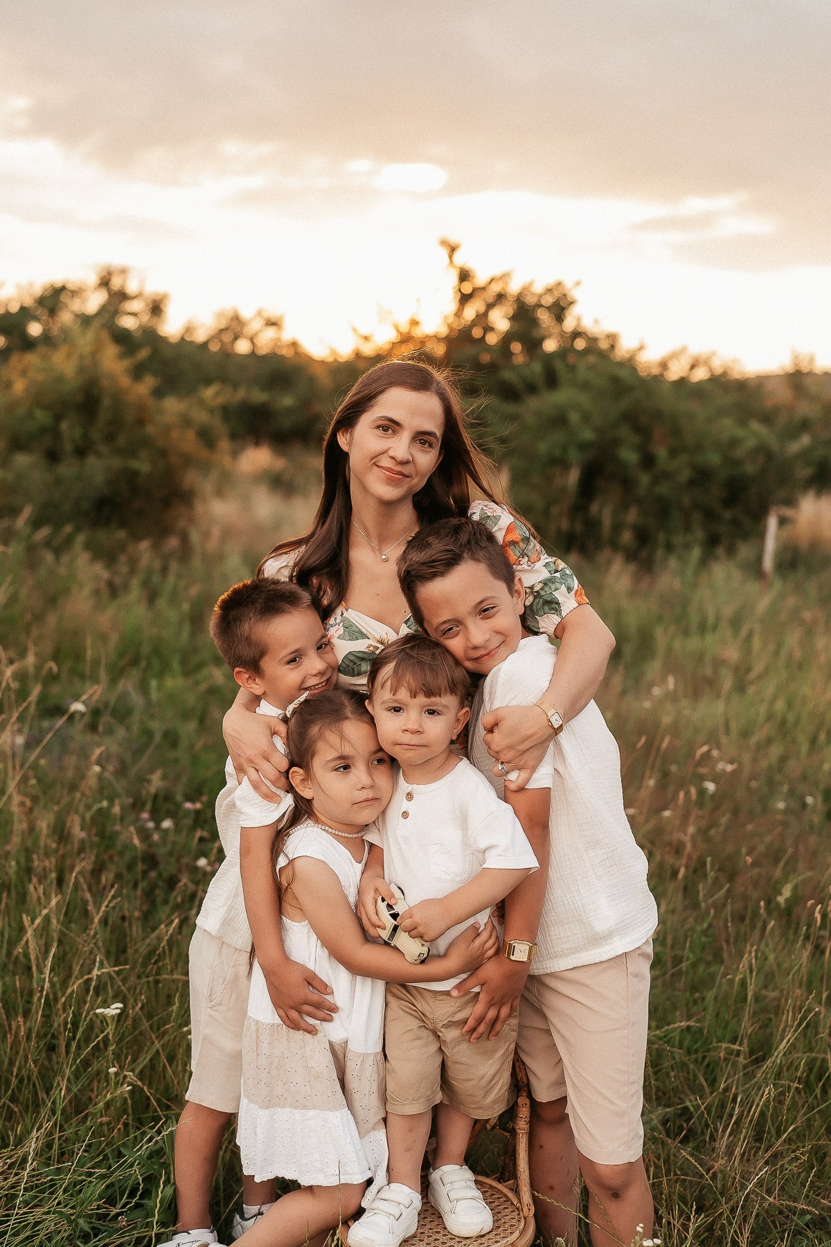 Servicii foto. Fotograf de familie, evenimente, produs și brand personal în Zalau, Cluj-Napoca Carmen Simoc