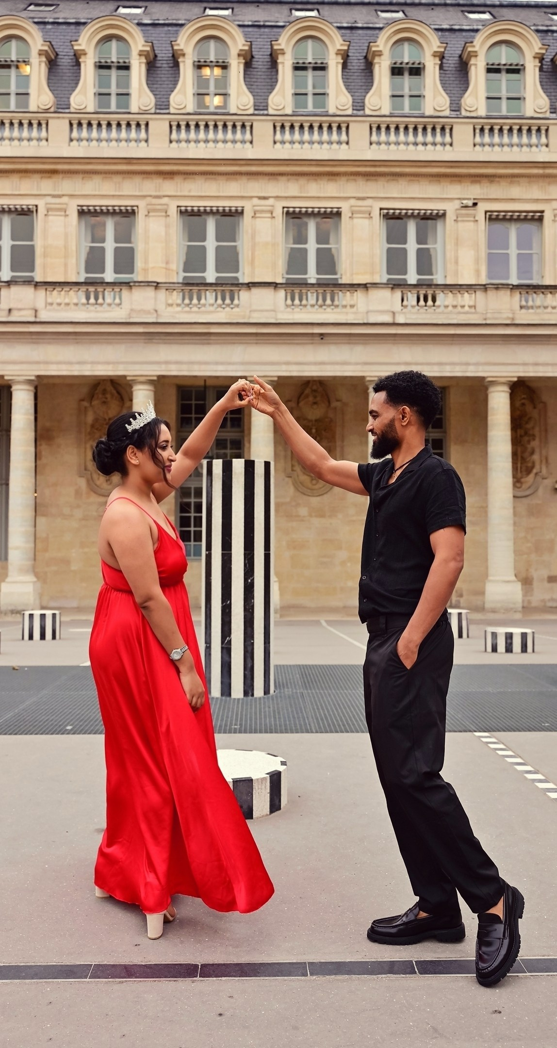 Lovestory photoshoot in Paris. Alina Tagzieva- a photograper in Paris