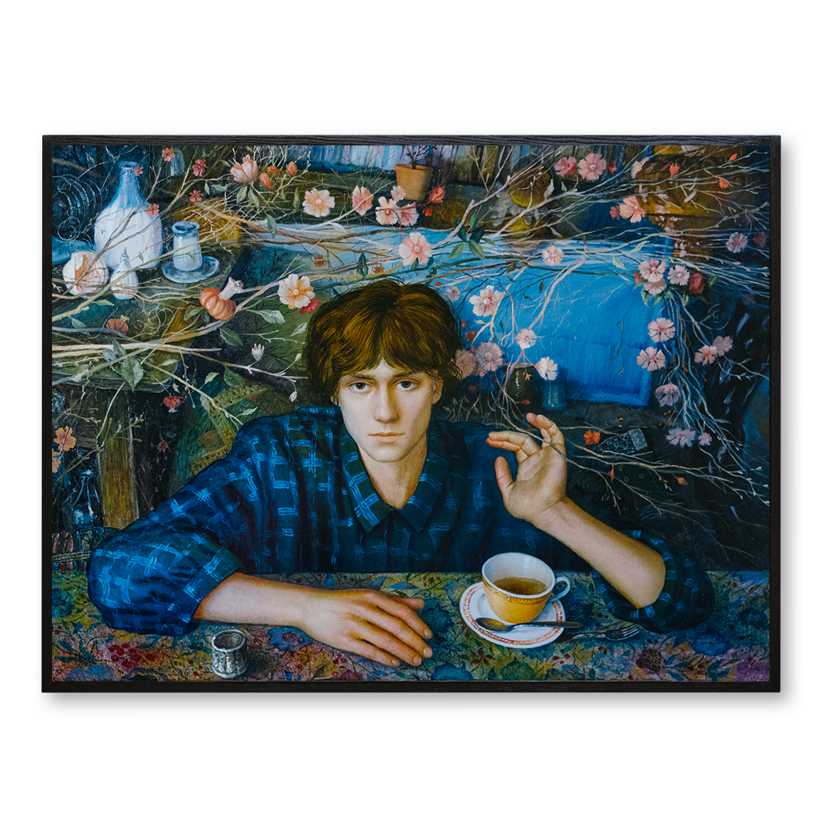 The girl who feeds the birds. ELEN BEZHEN