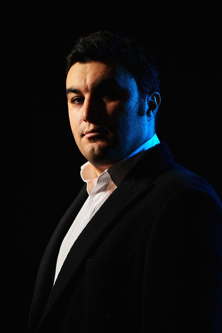 Business portraits. Photographer in Baku Kamran Enceladus