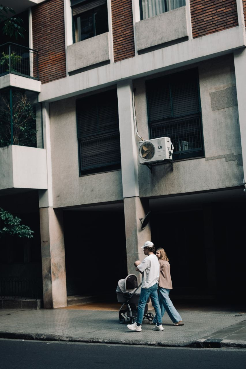 Adrian, Sasha and Damir. Photographer @elmirkami in the city of Buenos Aires
