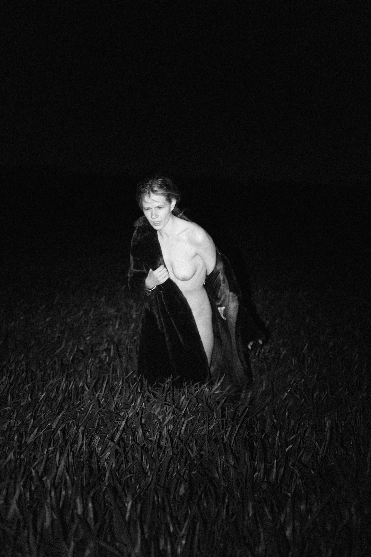 “The black night calls my name”. Anna Guseva | Visual artist