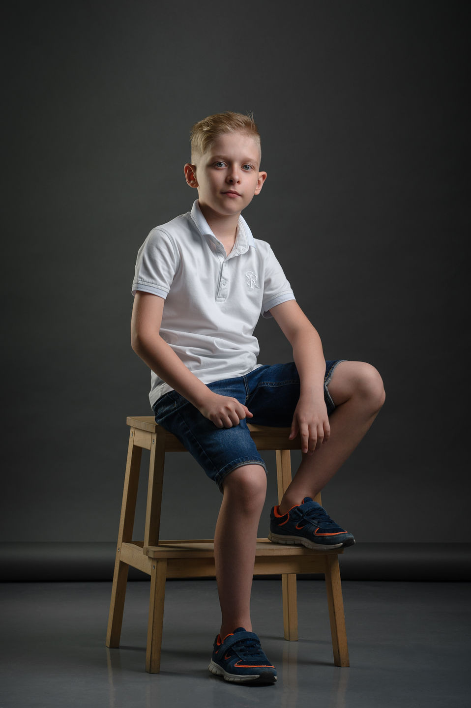 Студийный Портрет Тимофея. Семейный фотограф в Кишинёве THOMAS SHTIFT