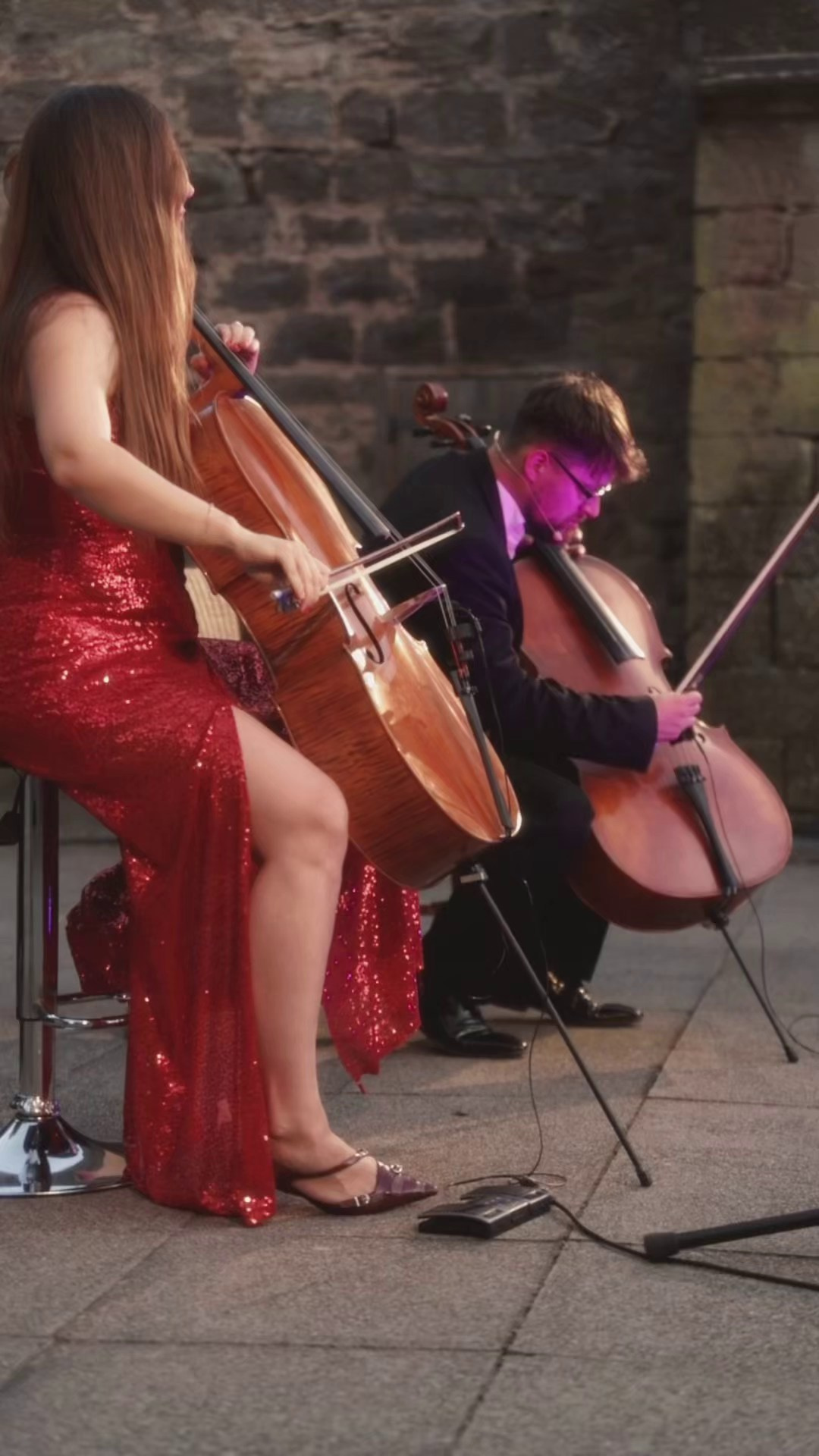 Acoustic & LED Cello Show GrandCelliDuo