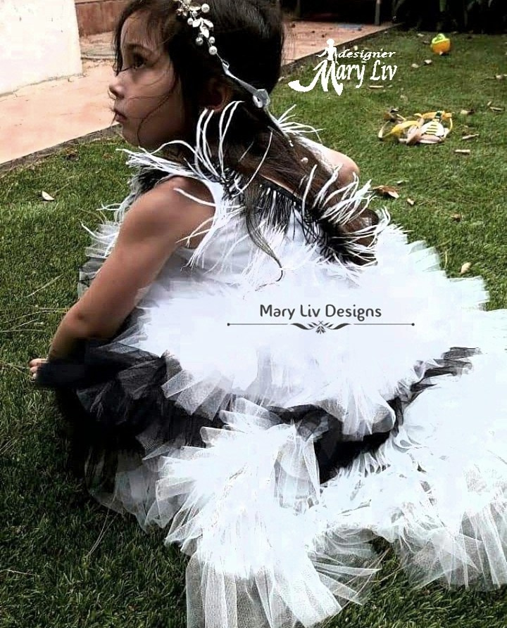 שמלה " Liana ". מרי ליב, מעצבת שמלות בתפירה אישית