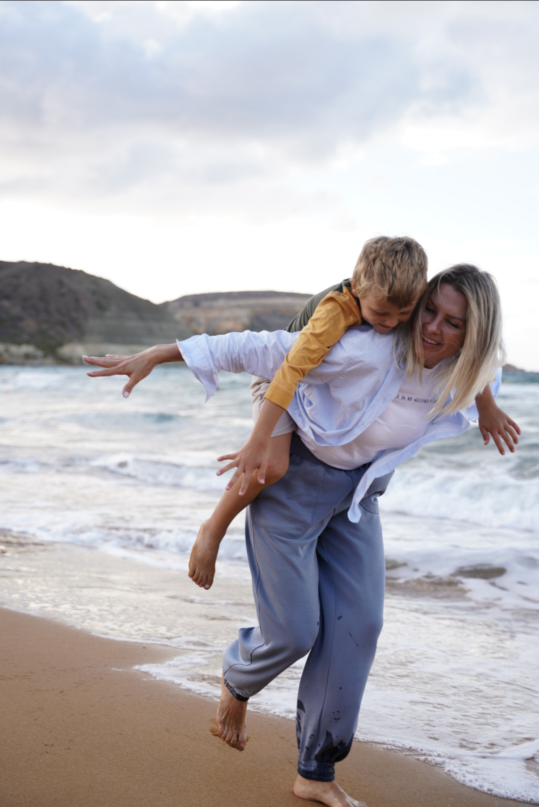 Фотосессия мамы и сына на Мальте. Семейный фотограф Плзень Анита Дергачева