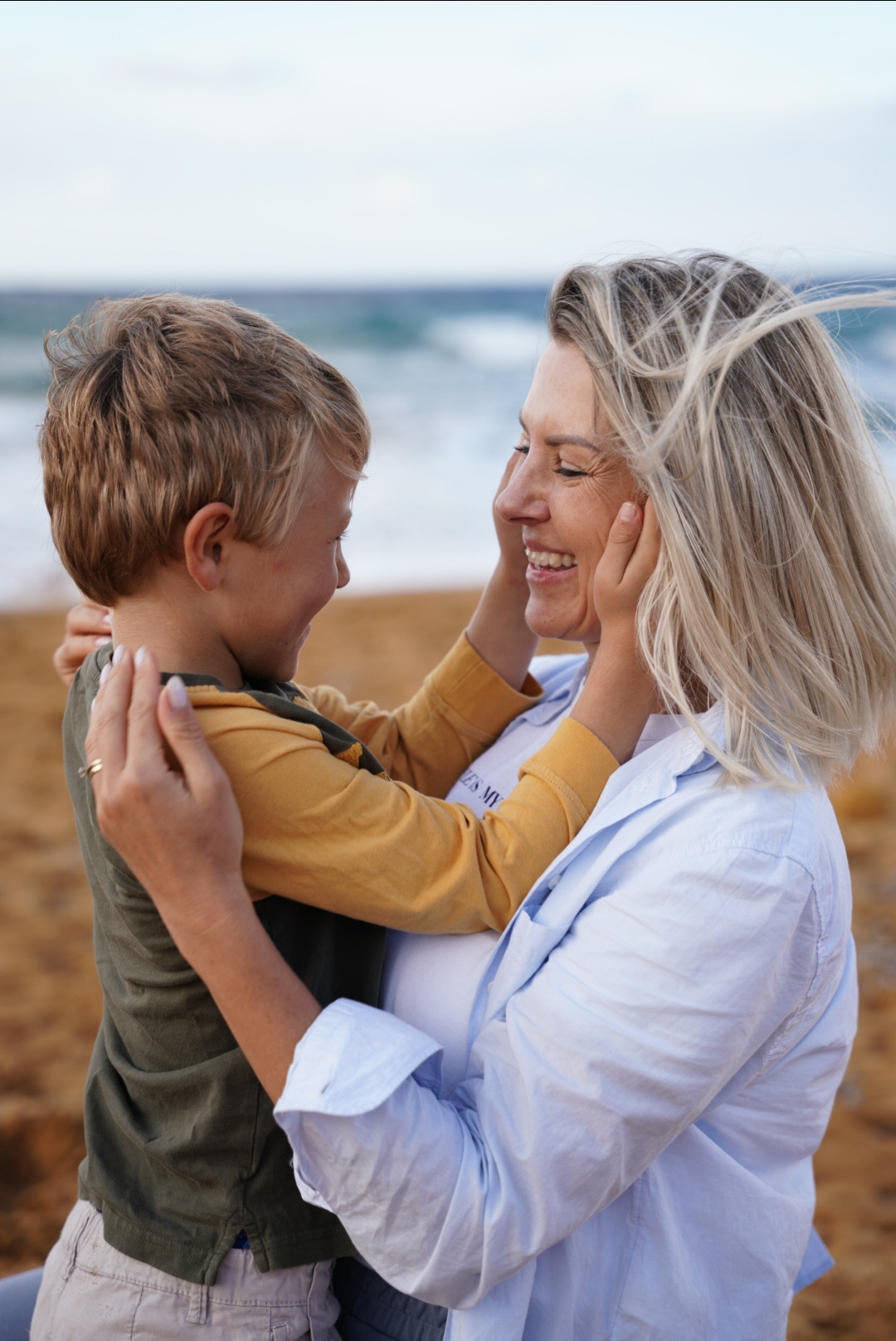 Фотосессия мамы и сына на Мальте. Семейный фотограф Плзень Анита Дергачева