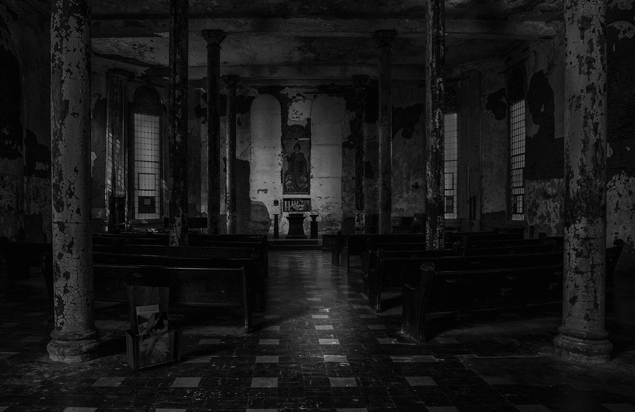 Project When The Walls Talk. Helen McLain Photography