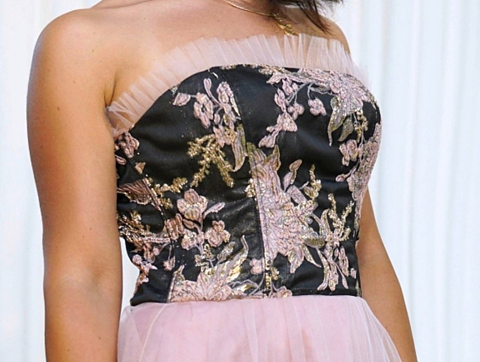 שמלה " Paula ". מרי ליב, מעצבת שמלות בתפירה אישית