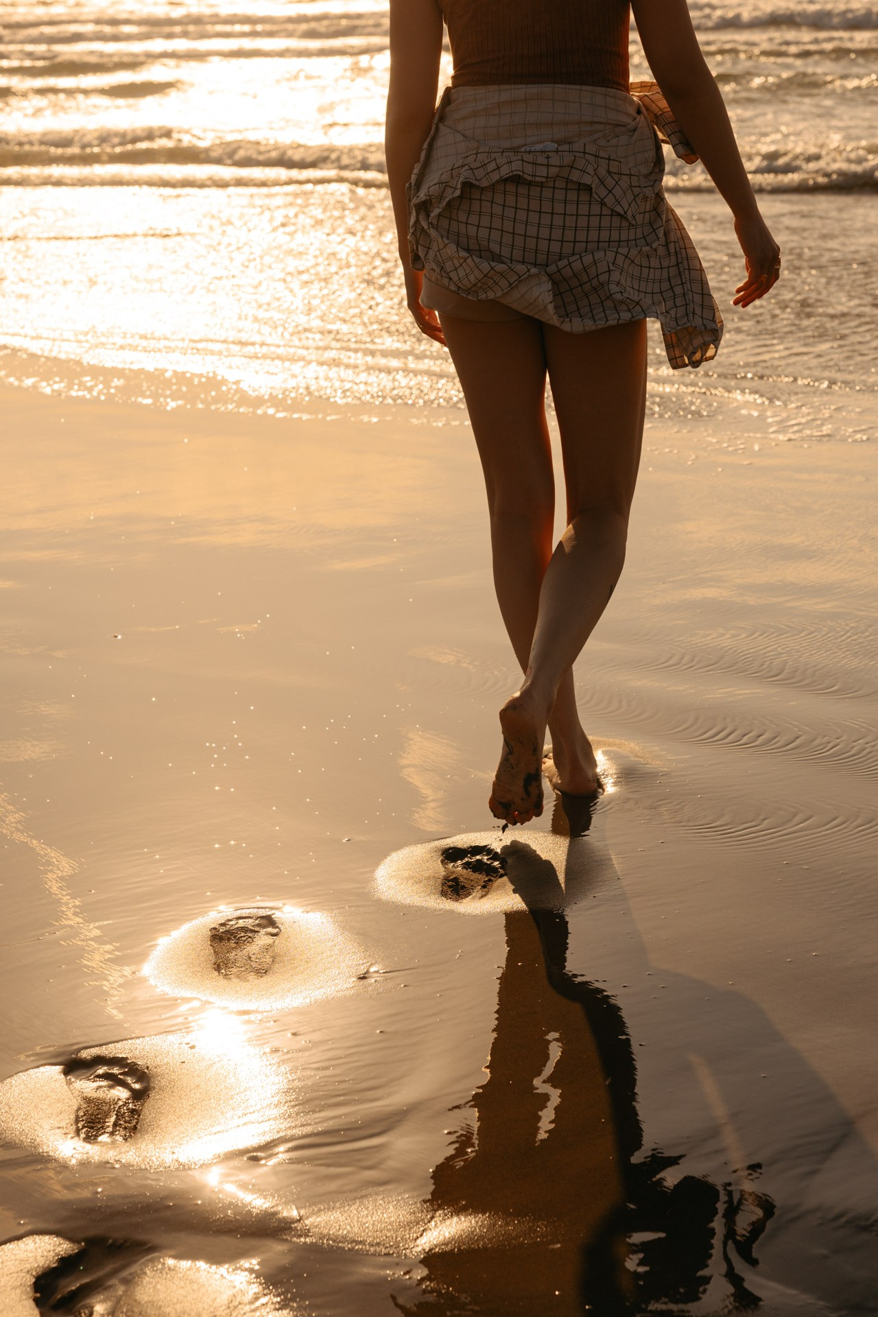 Beach Portrait Photoshoot in the Netherlands — Sunset Vibes. Romantic & Soulful Photography by Natalia Olhova in Rotterdam