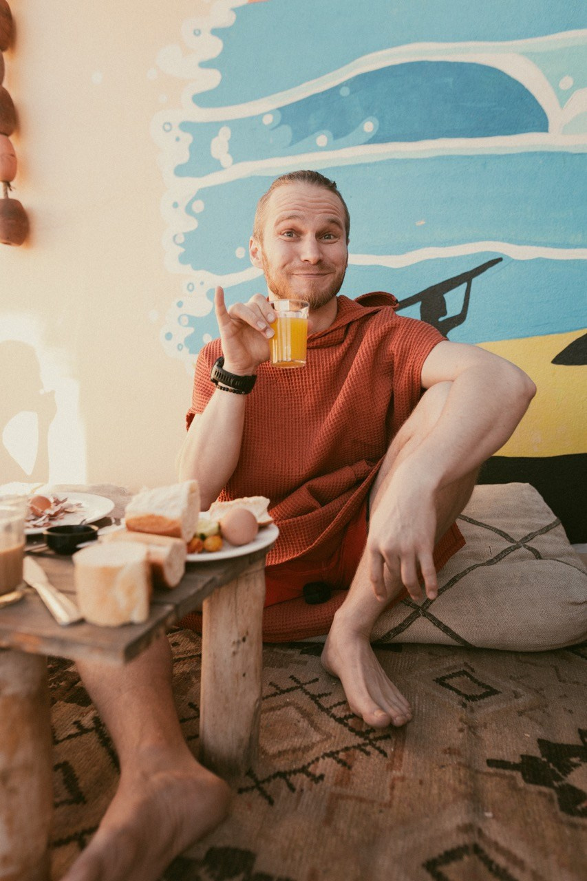 Travel and lifestyle fotografka. Dana Lišková — Empatická fotografka | Introspektivní umělkyně | Neurodivergentní koučka| Zakladatelka Artepy.cz