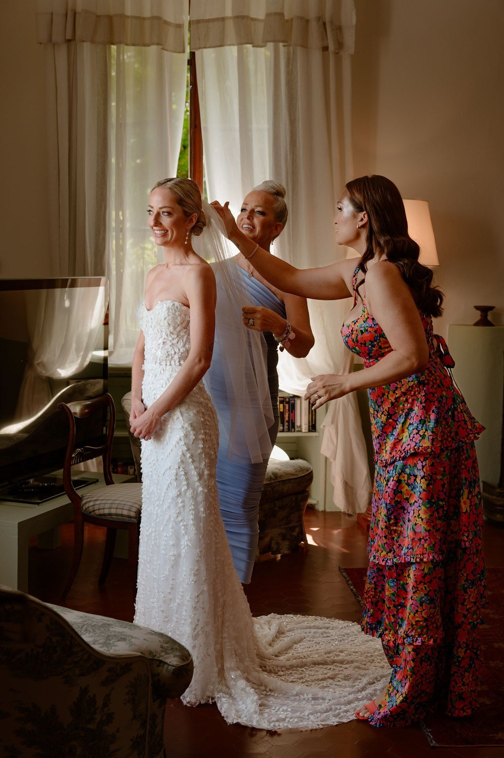 Wedding photography at Fattoria Mansi Bernardini, Lucca. Bella Vita Weddings — Wedding Photography in Dubai & Destination