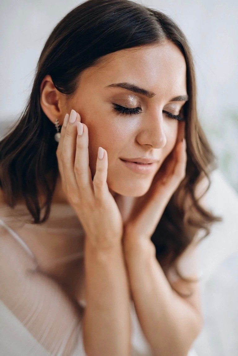 Brides Album (Bridal Makeup). Makeup artist and Hair stylist in London