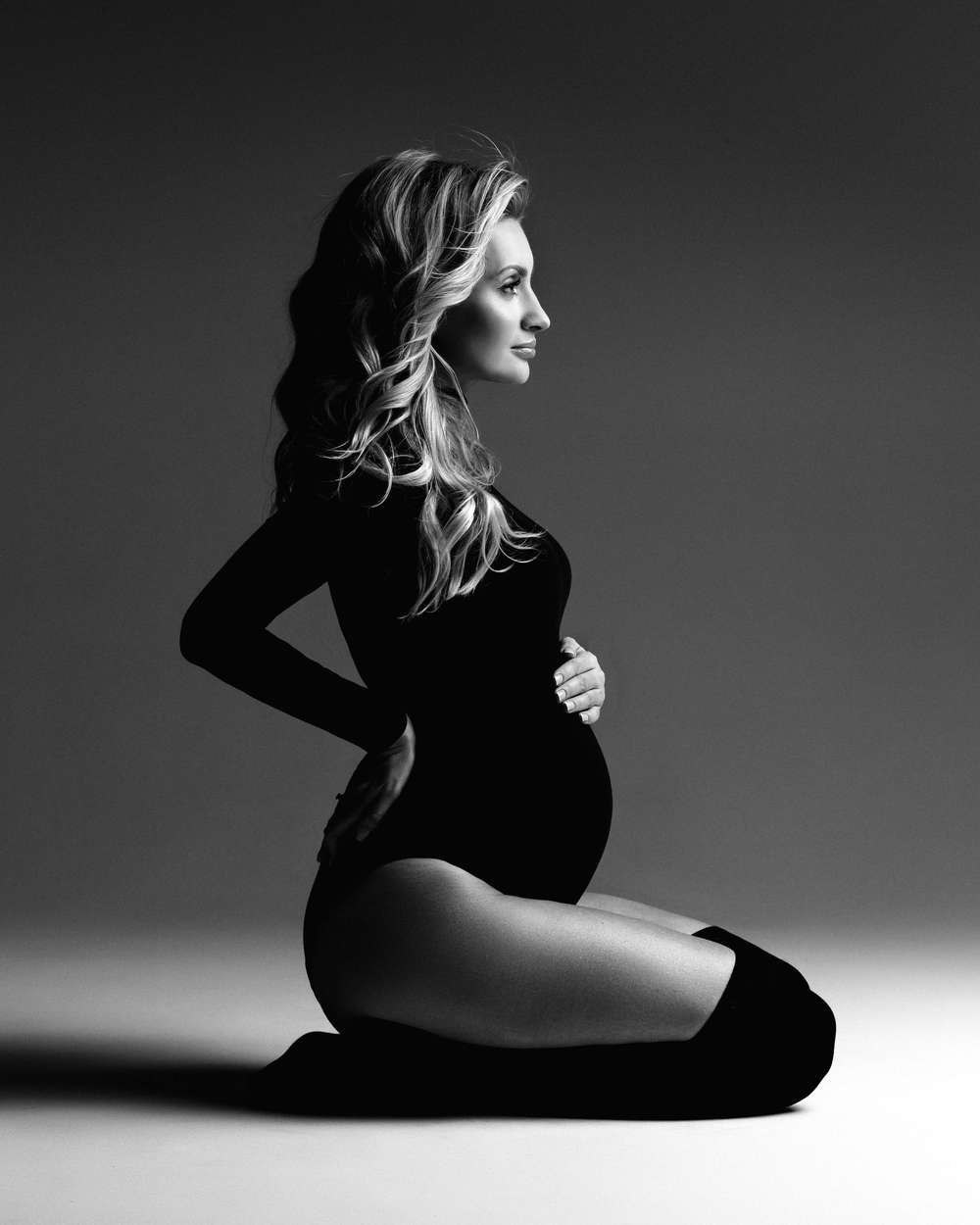 Maternidad. Photographer in Valencia — Carolay Fersu