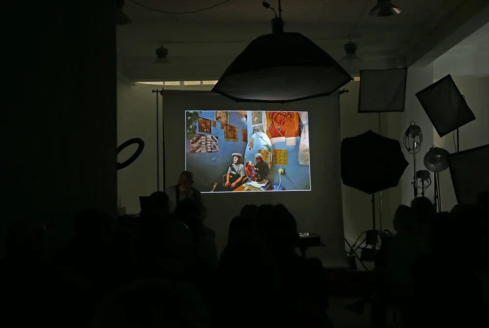 Мастер-класс Сергея Максимишина в Школе Фотографии Романа Рыбалёва. Școala de fotografie lui Roman Ribaliov. Orașul Chișinău, Moldova