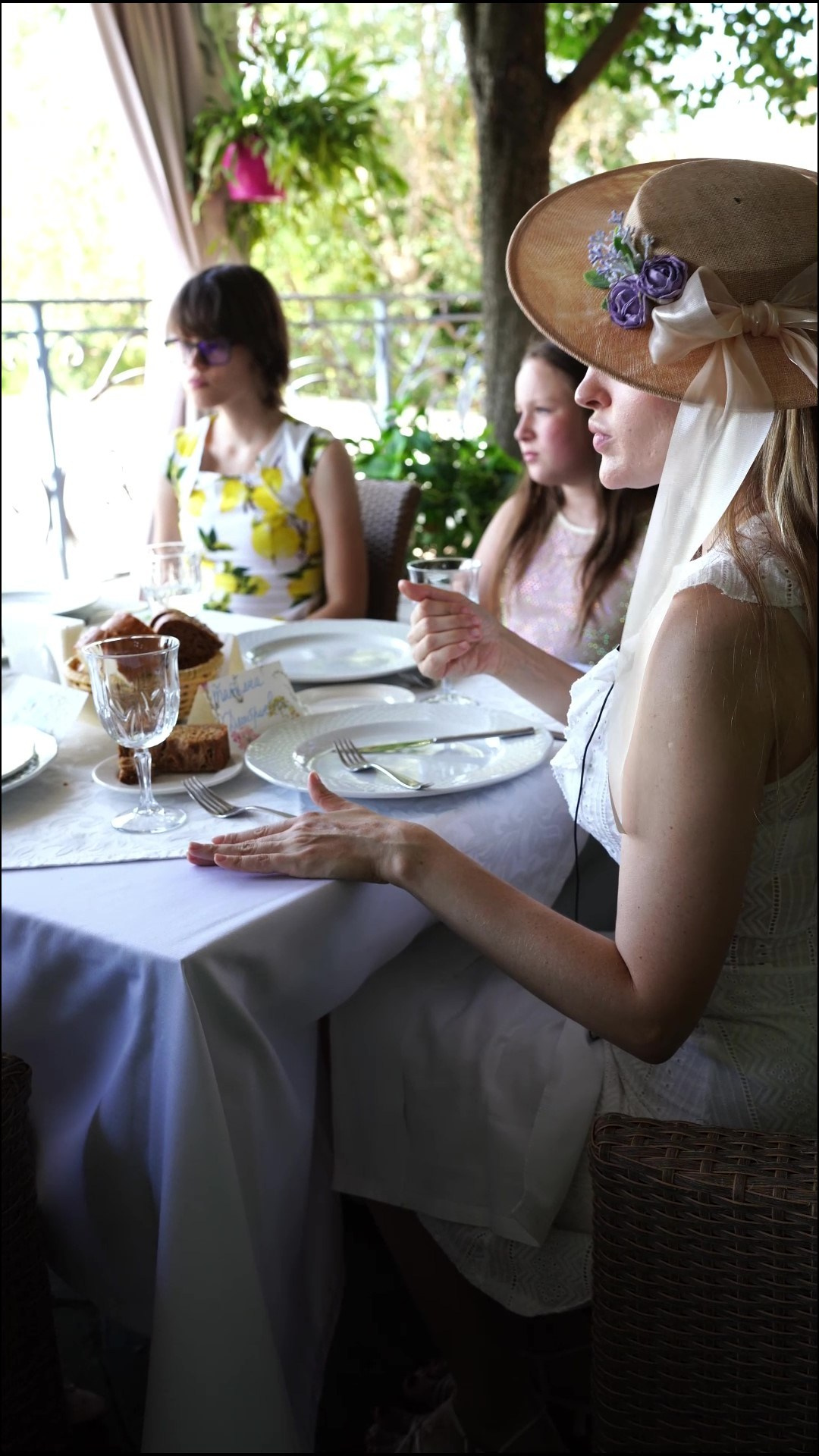 Курсы по Этикету. Преподаватель по Китайскому языку и Этикету Татьяна Осадчая