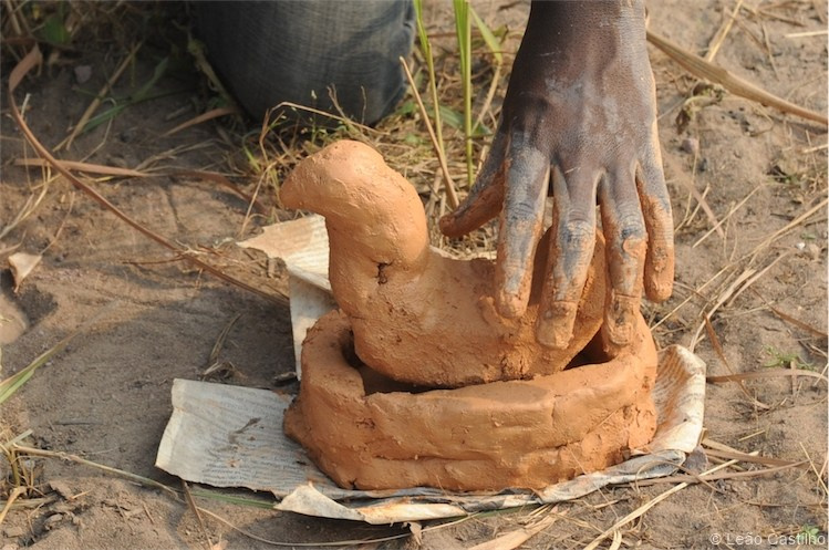 Photos of volunteer work in Congo. Simbahalu