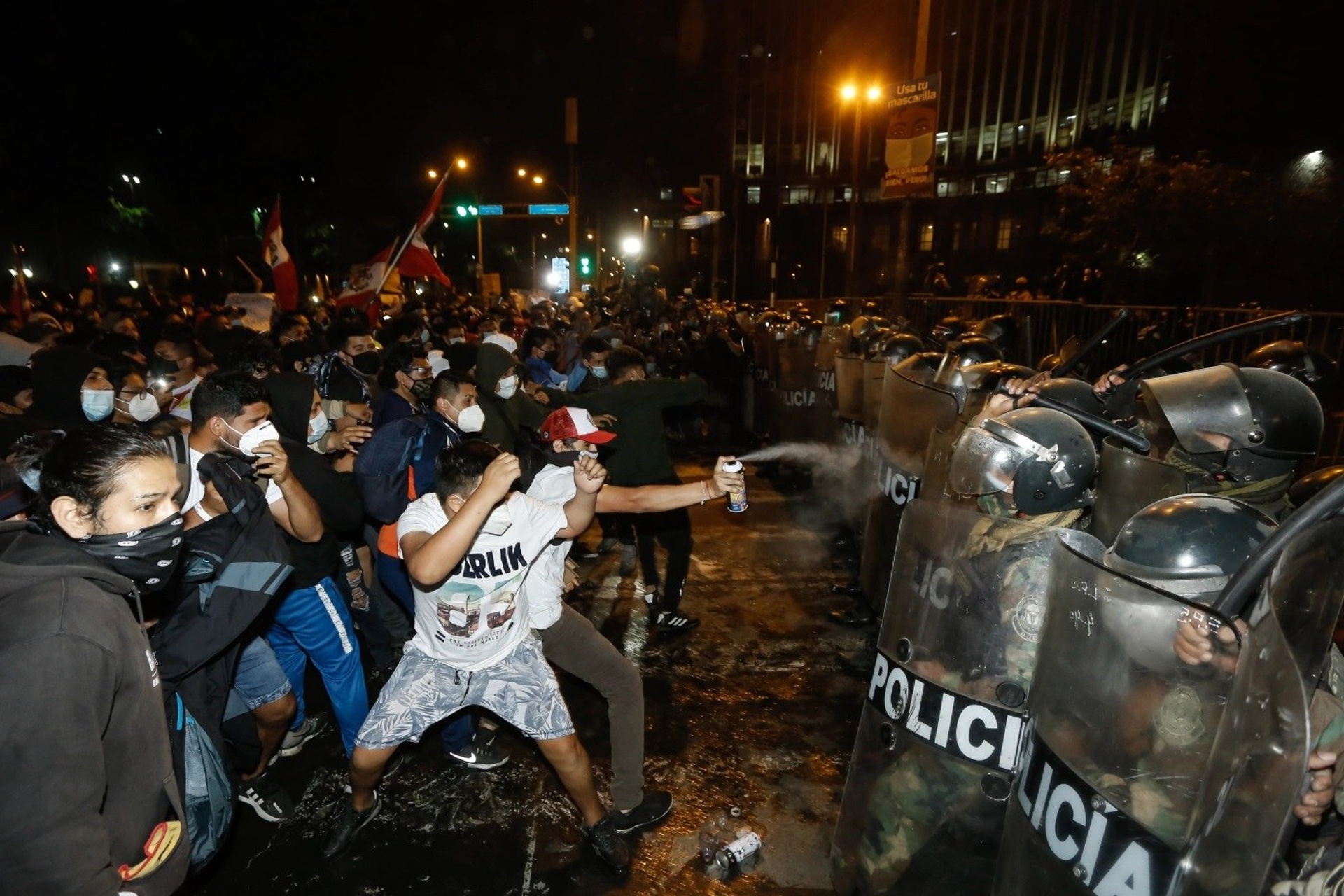 Protestas contra Manuel Merino