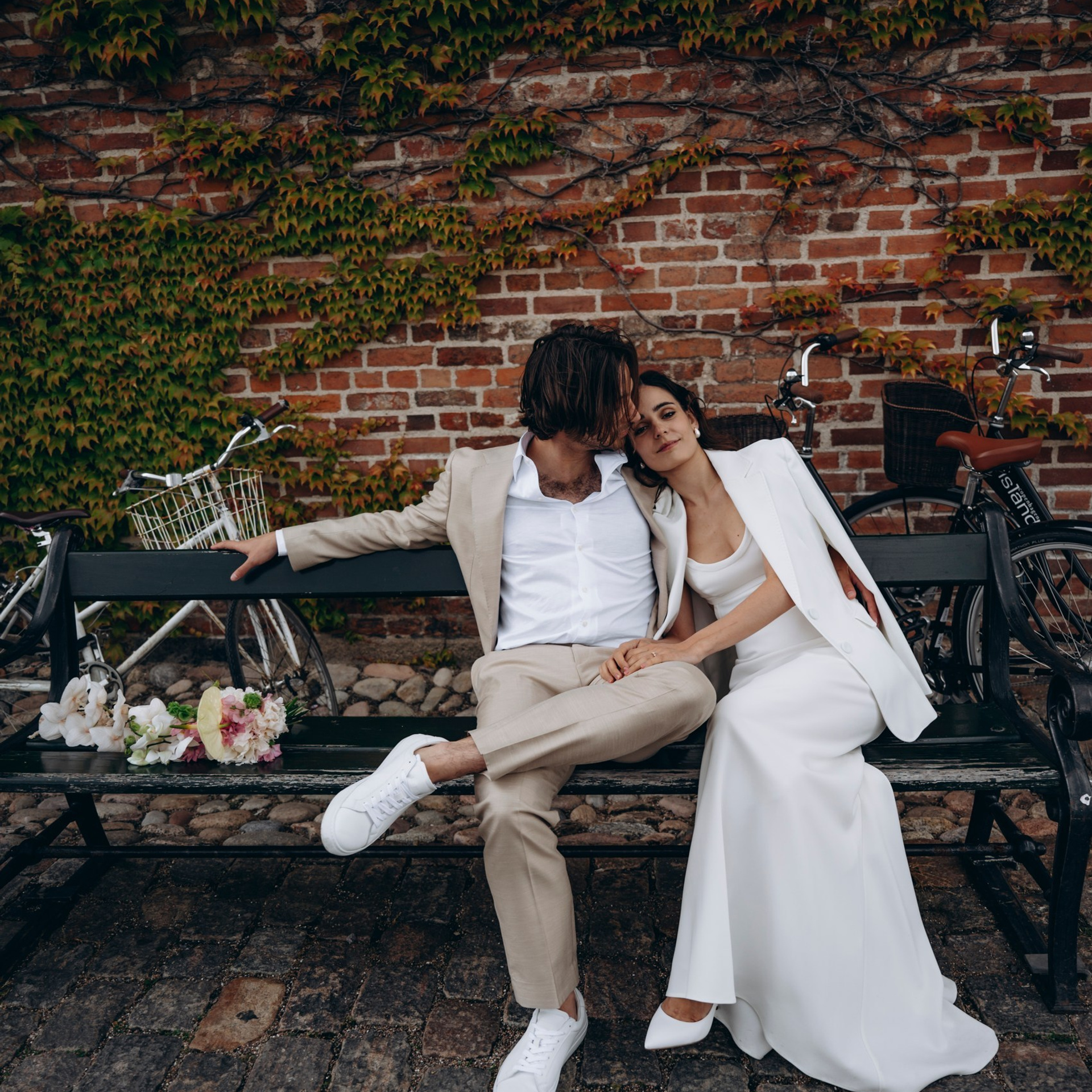 SILVIA & SAMUEL