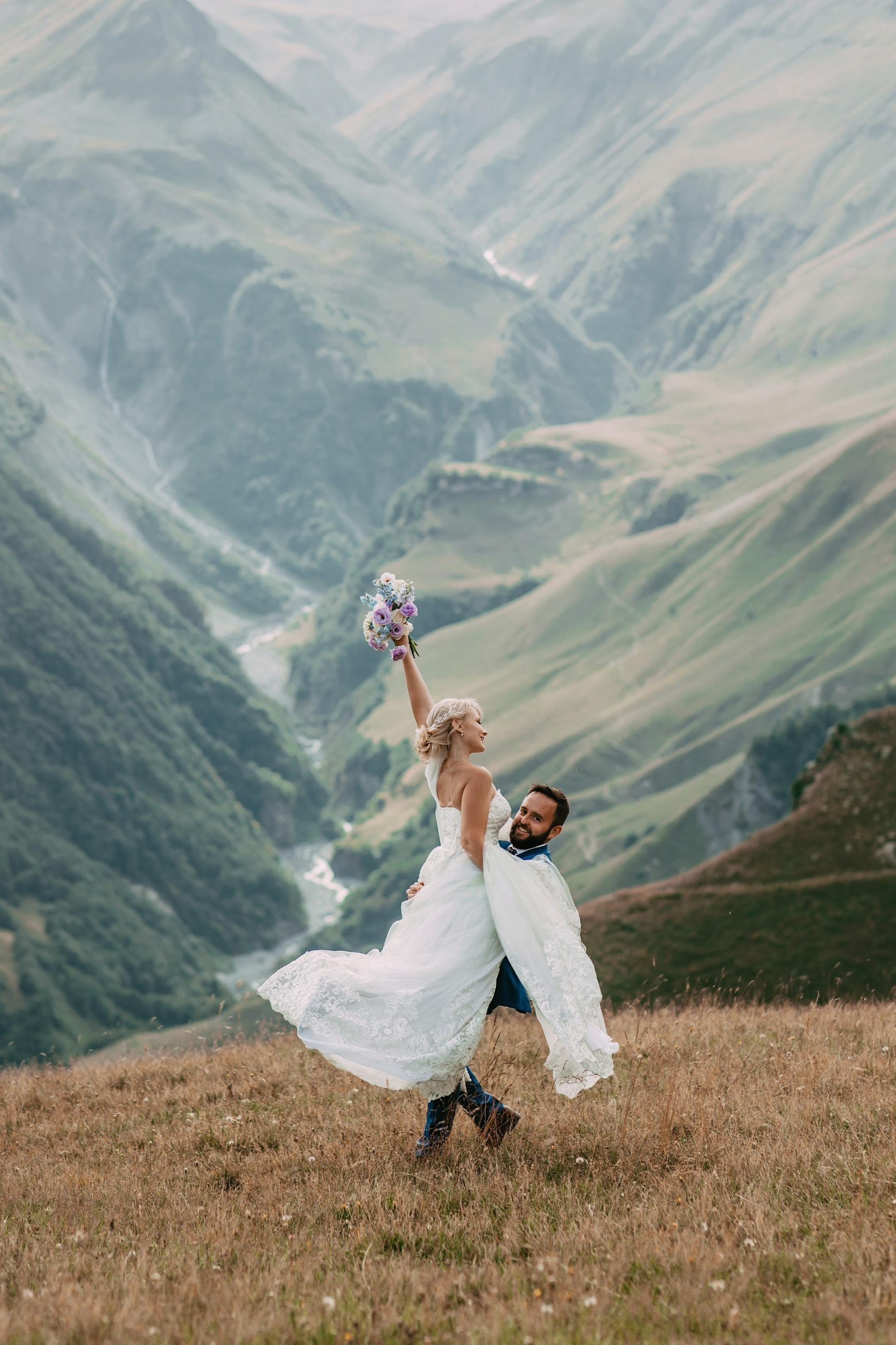 Wedding in Mountains of Georgia. Арт Ивент Студио — Самое рейтинговое свадебное агентство в Грузии