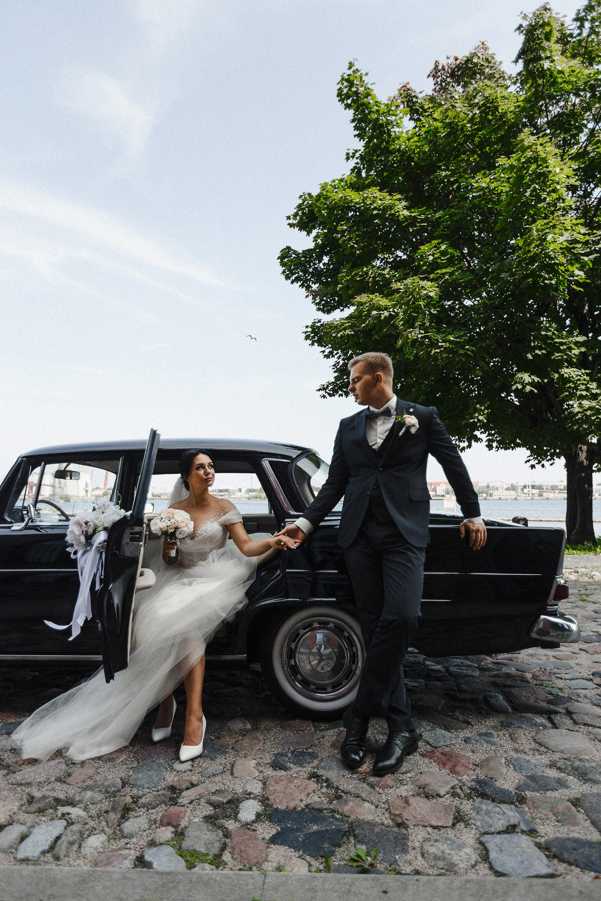 European Night Photography: Glamorous Female Portraits & Diverse Styles. Evgeny Timofeyev | Wedding & Content photographer and videographer