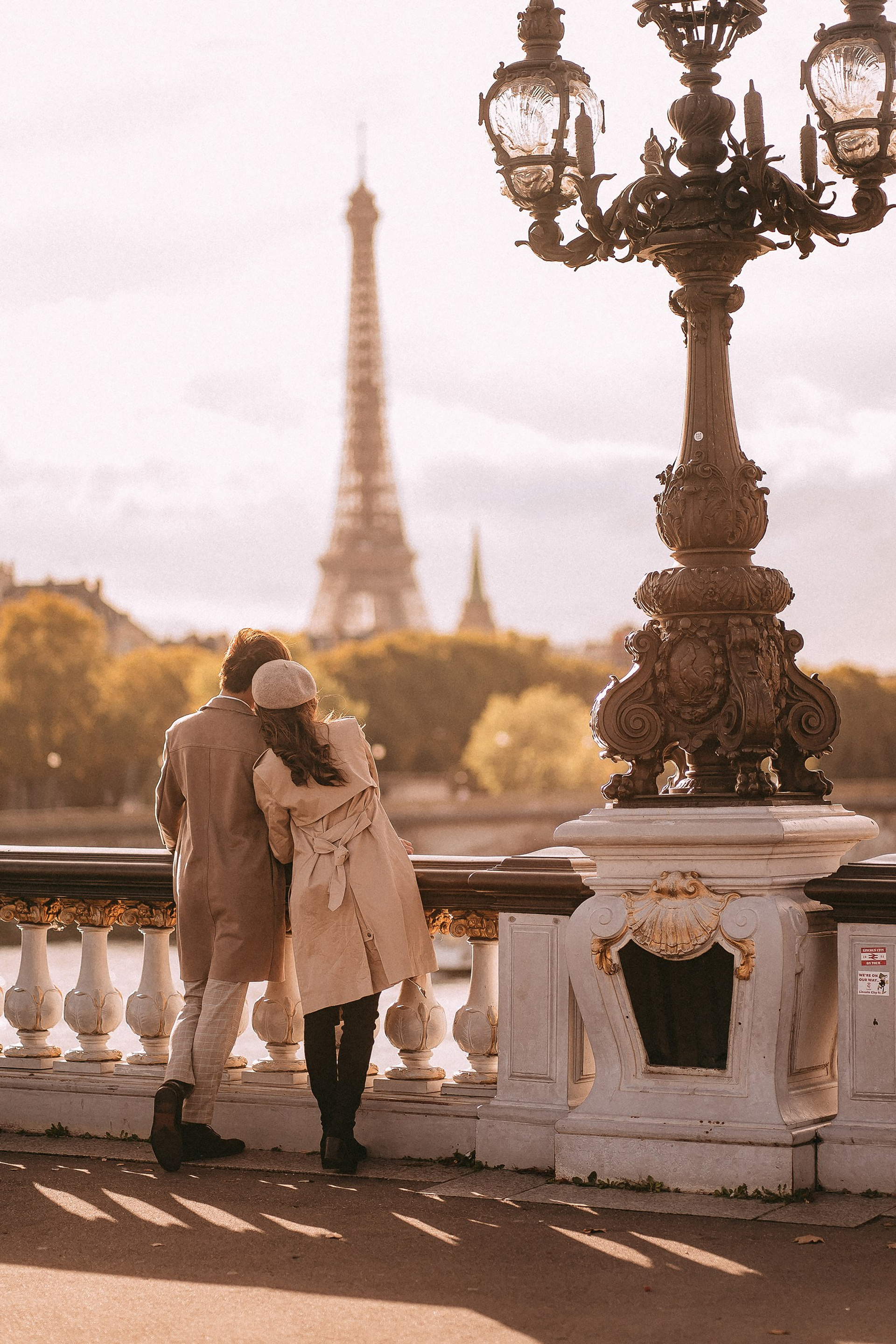 COUPLE SESSION IN PARIS