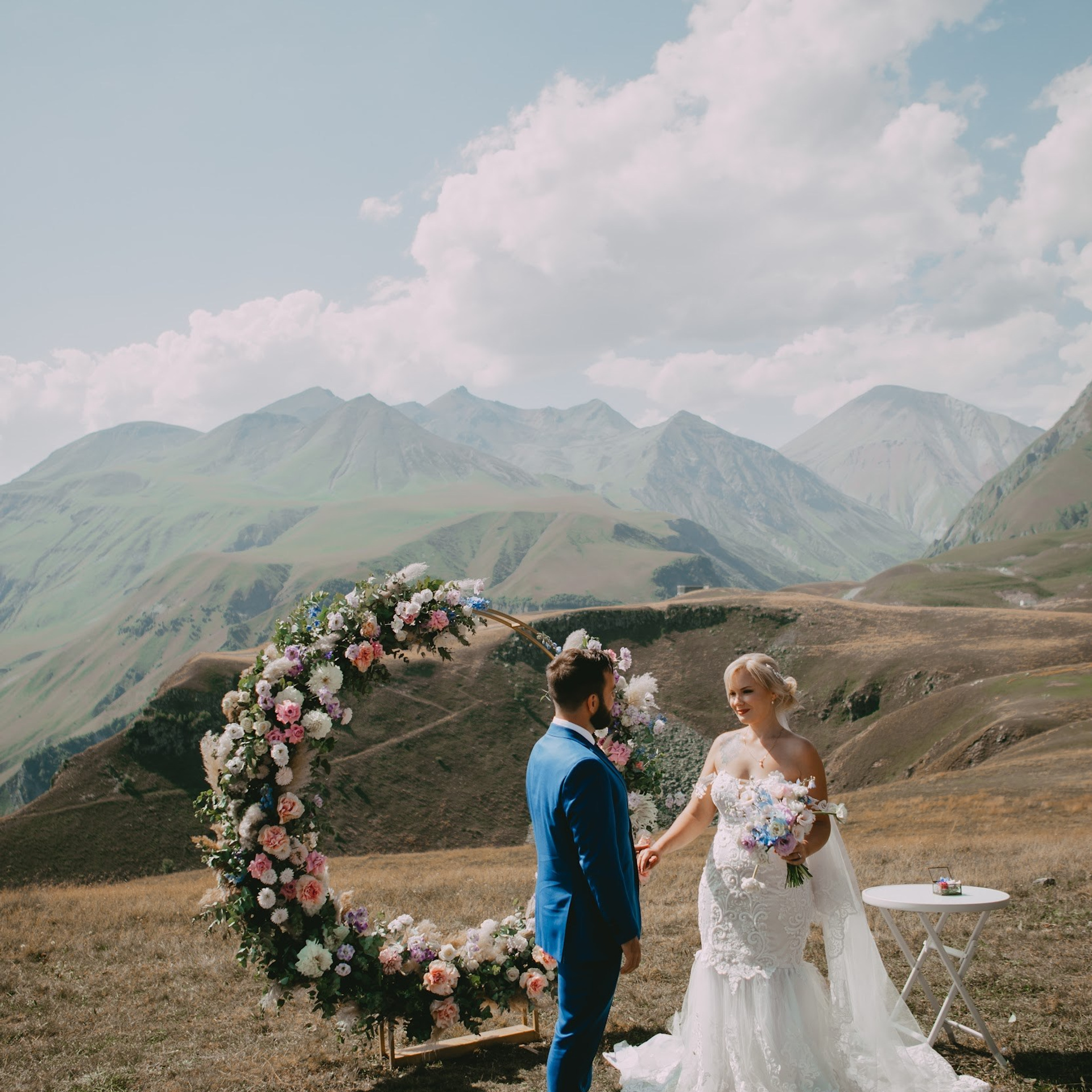 Wedding in Mountains of Georgia. Art Event Studio — Wedding in Georgia with professionals