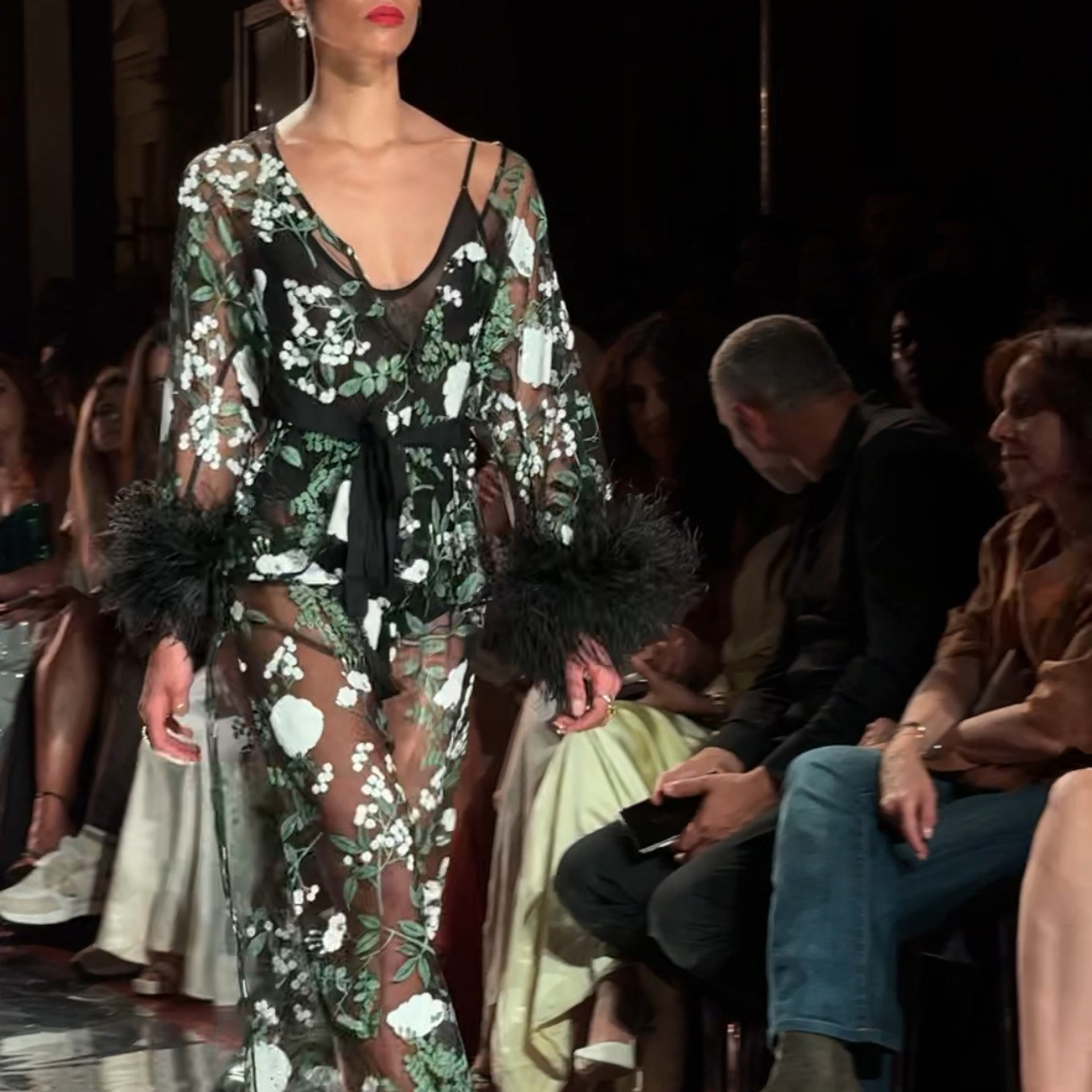 A’Coquette. Sievieteslidzsvars