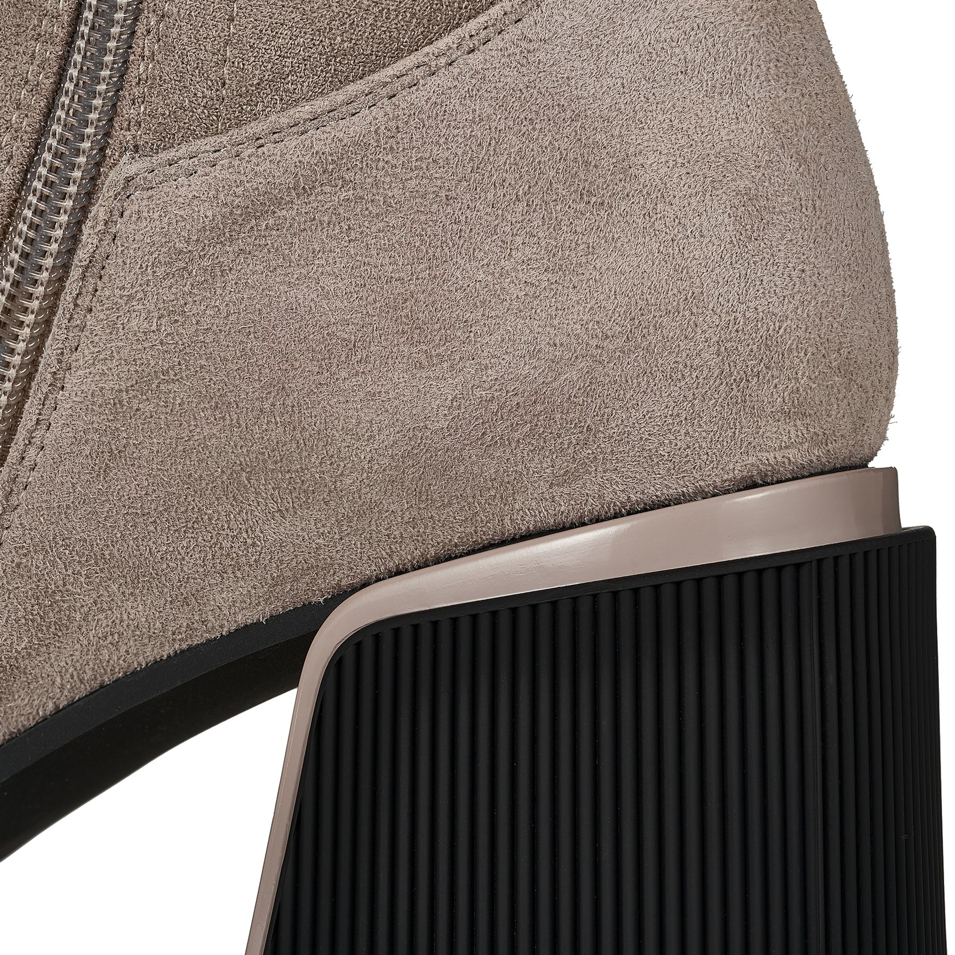 High-Quality Boot Photography for Zalando