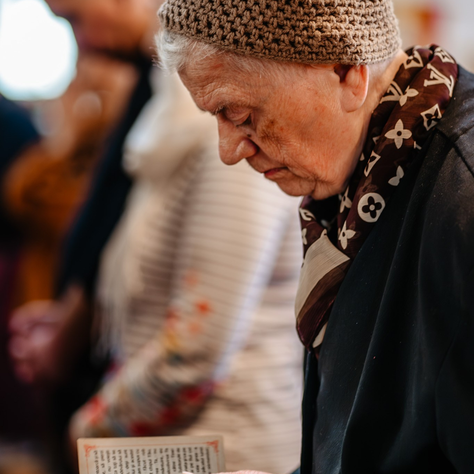 Sambata lui Lazar si Hramul la Biserica Romaneasca din Southampton — Slujba arhiereasca oficiata de PS Parinte Atanasie. TANTAN IONUT FOTO & FILM