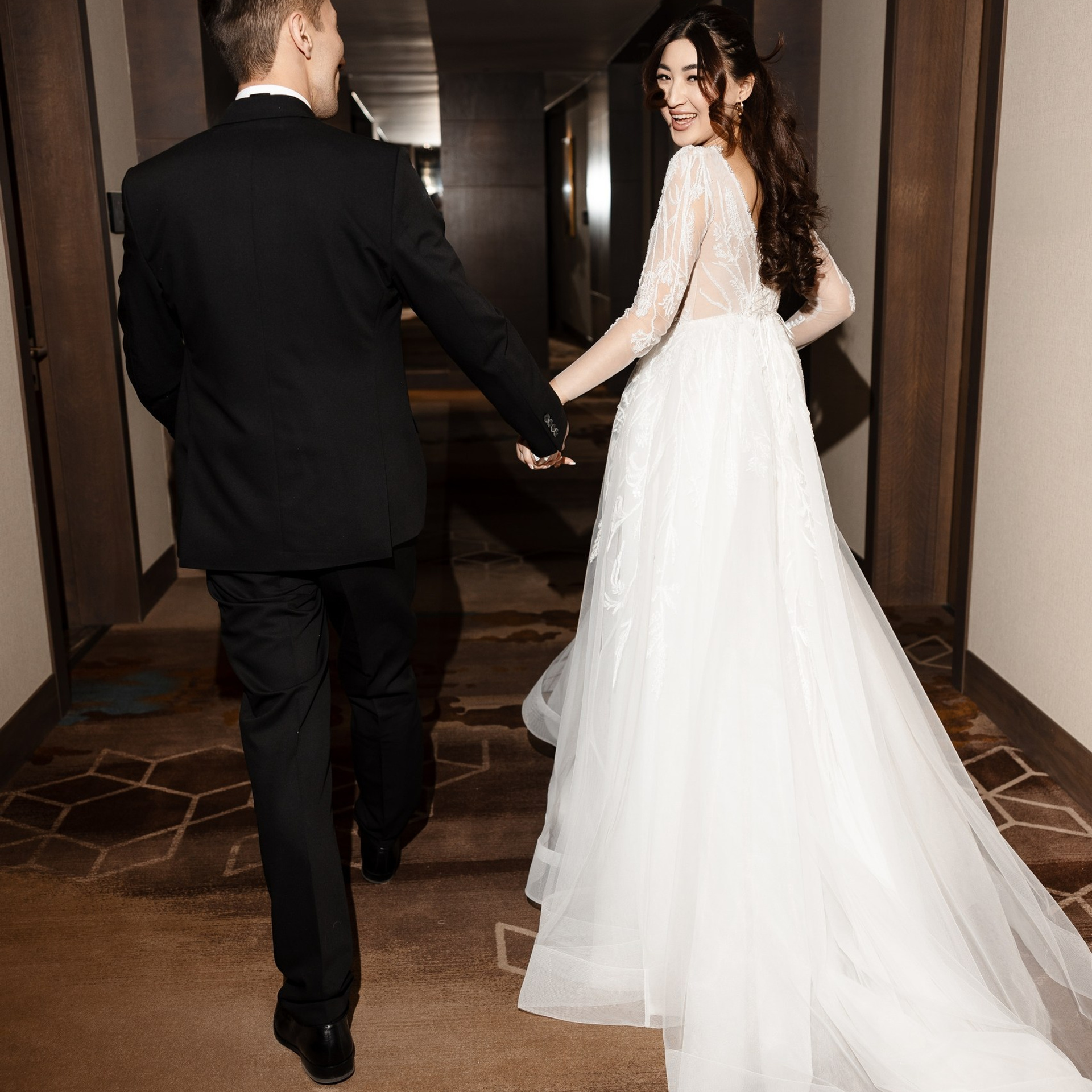 Отели для свадебной фотосъемки в Бишкеке. Азимжан Нуритдинходжаев — свадебный фотограф