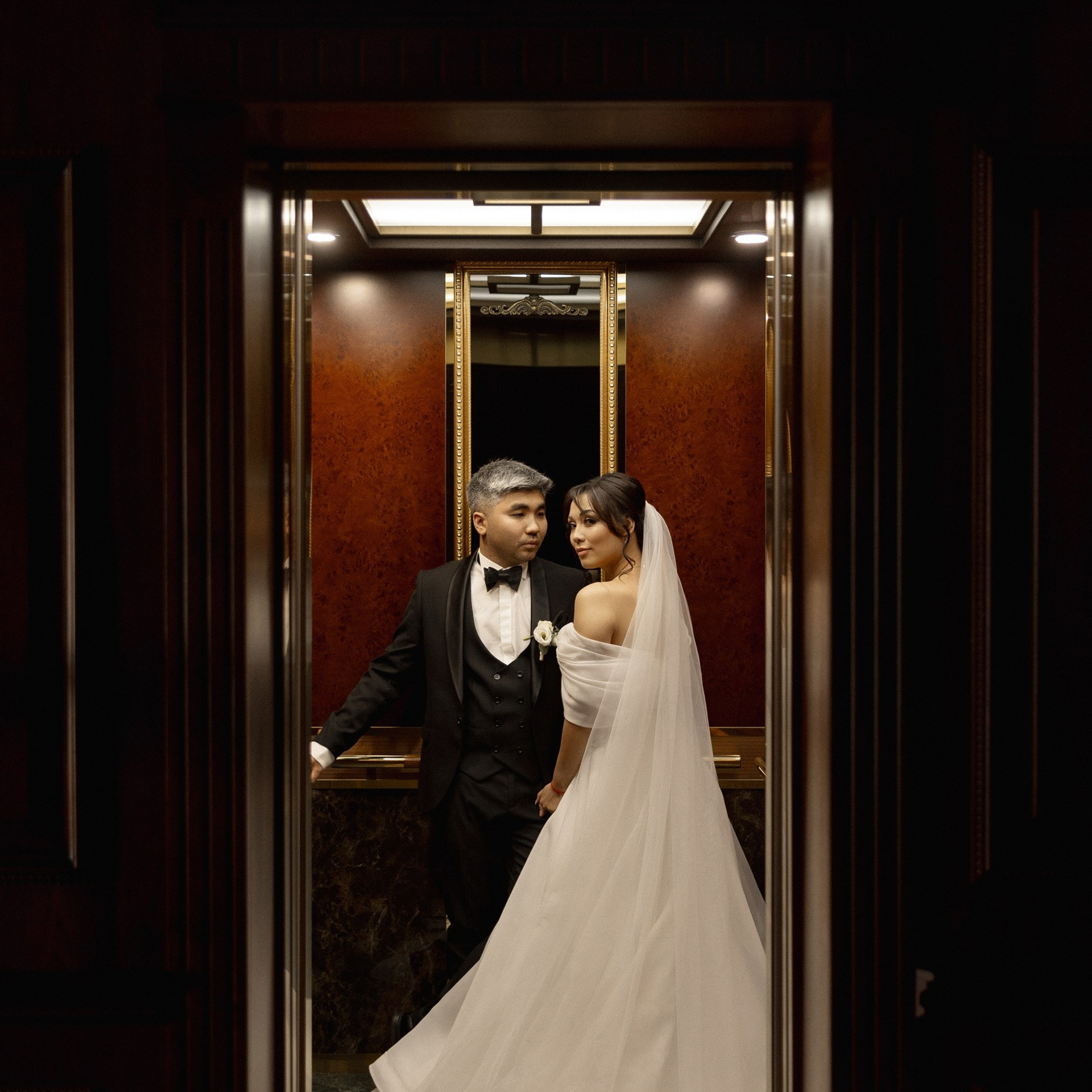 Отели для свадебной фотосъемки в Бишкеке. Азимжан Нуритдинходжаев — свадебный фотограф