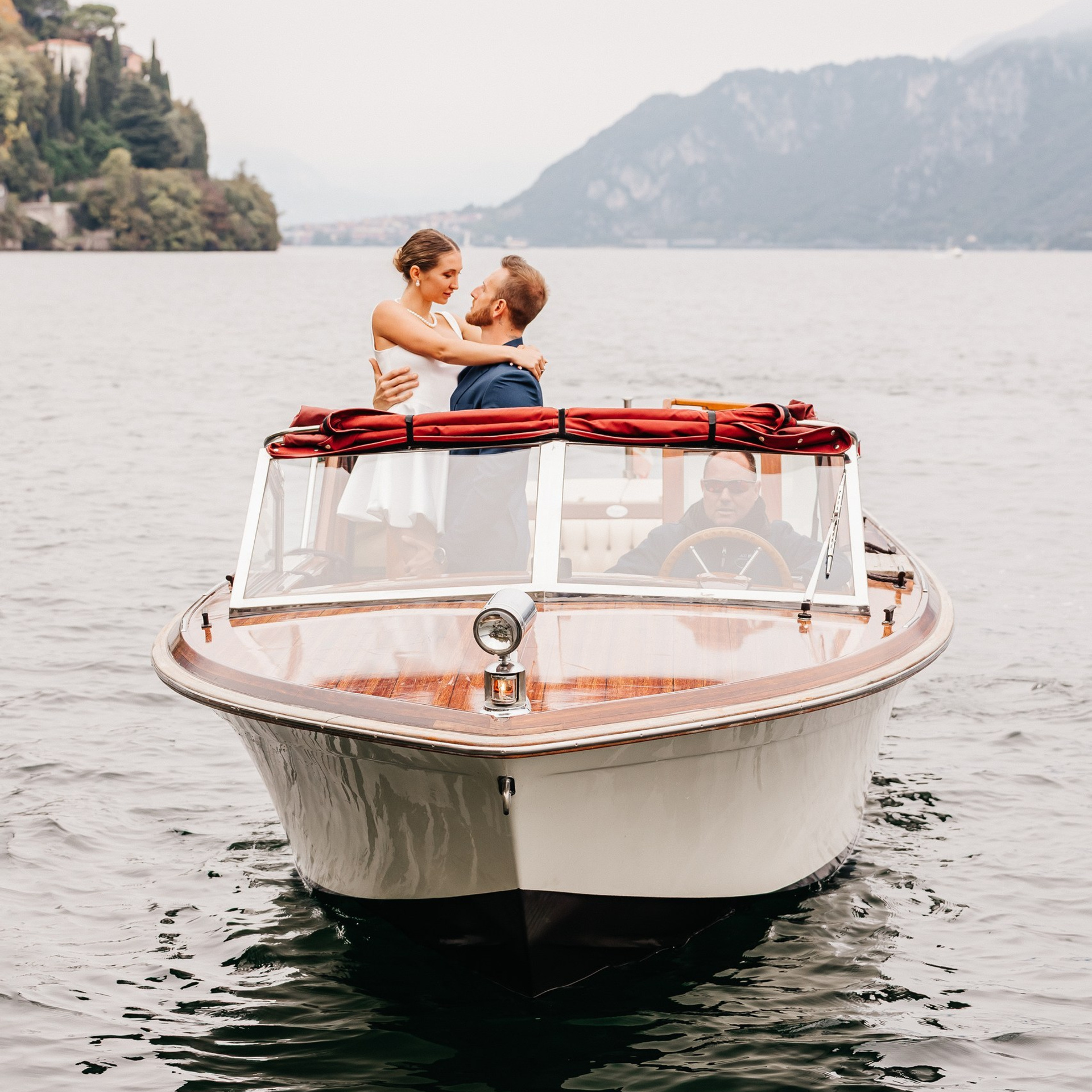 Love story. Wedding and elopement photographer Italy Tuscany Como Milan Pavia Marija Galaka