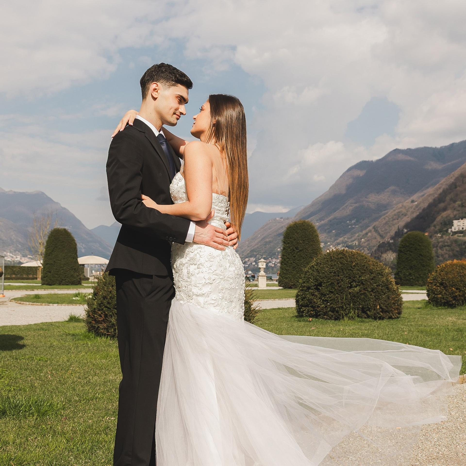 Locations Como. Wedding and elopement photographer Italy Tuscany Como Milan Pavia Marija Galaka